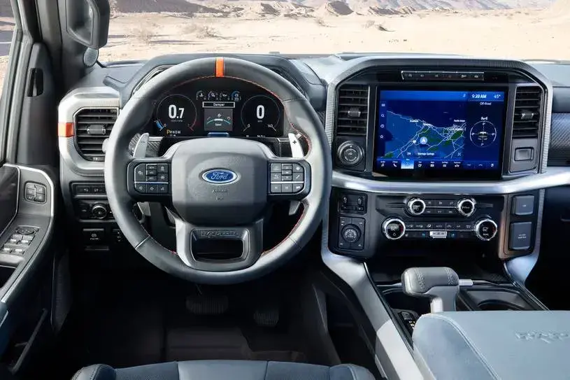 2022 Ford F-150 steering wheel
