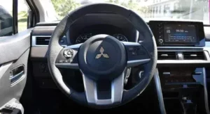 مصابيح ميتسوبيشي اكسباندر 2022