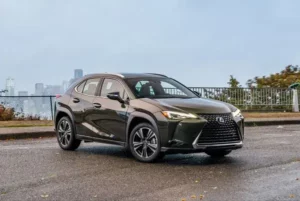 لكزس UX هايبرد 2022