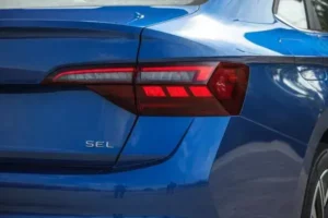 مصابيح فولكس فاجن جيتا 2022 الخلفية