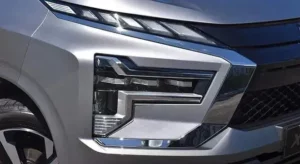 مصابيح ميتسوبيشي اكسباندر 2022 الأمامية