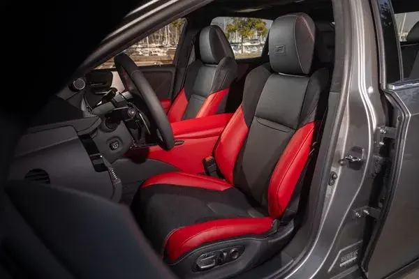 2022 Lexus LS front seats