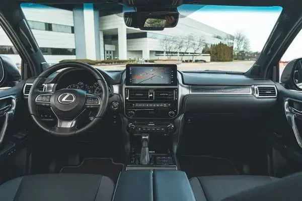 2022 Lexus GX Cabin