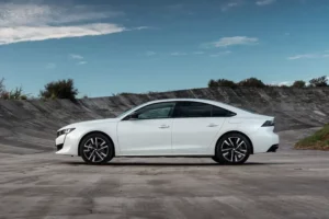 جانب بيجو 508 2022