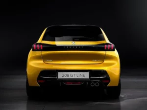 خلفية بيجو 208 2022