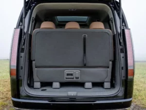 صندوق هيونداي ستاريا 2022