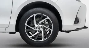 عجلة تويوتا ياريس 2022