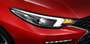 مصابيح شيري أريزو 6 2022 الأمامية