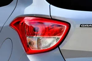 مصابيح هيونداي جراند I10 2022 الخلفية