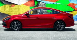 جانب إم جي GT 2022