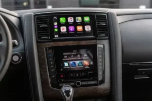 شاشة إنفينيتي QX80 2022