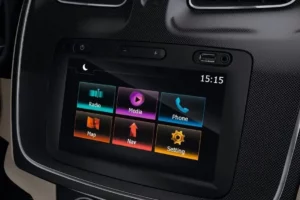 شاشة رينو سيمبول 2022