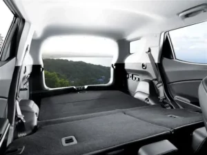 صندوق تحميل سانج يونج تيفولي XLV 2022 مع طي المقاعد