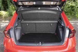 صندوق سكودا فابيا 2022