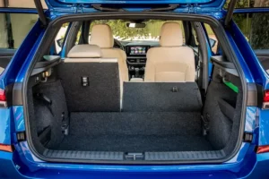 صندوق تحميل سكودا كاميك 2022 مع طي المقاعد