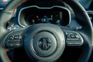 عجلة قيادة إم جي ZS الكهربائية 2022