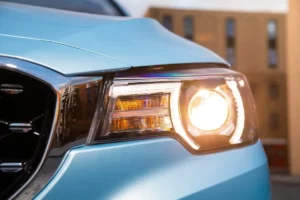 مصابيح إم جي ZS الكهربائية 2022 الأمامية