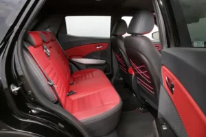 مقاعد سانج يونج تيفولي 2022 الخلفية