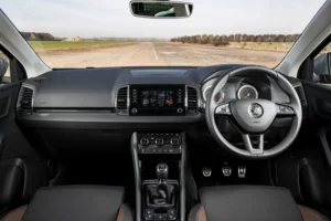 مقصورة سكودا كاروك 2022