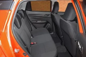 مقاعد سوزوكي سويفت 2022 الخلفية