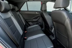 مقاعد فولكس فاجن T روك 2022 الخلفية