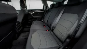 مقاعد فولكس فاجن طوارق 2022 الخلفية