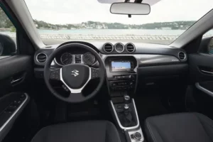 مقصورة سوزوكي فيتارا 2022