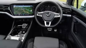 مقصورة فولكس فاجن طوارق 2022