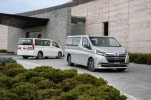 تويوتا جرانفيا 2023