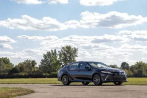 تويوتا كامري هايبرد 2023