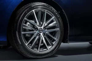 عجلة تويوتا كامري 2023