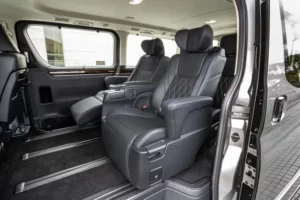 مقاعد تويوتا جرانفيا 2023