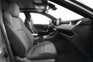 مقاعد تويوتا راف 4 هايبرد 2023 الأمامية