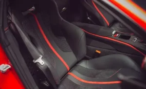 مقاعد فيراري 812 سوبر فاست 2022