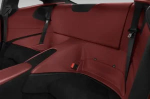 مقاعد فيراري روما 2022 الخلفية