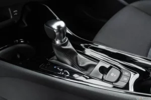 ناقل حركة تويوتا C-HR 2023