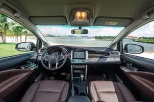 مقصورة تويوتا انوفا 2023