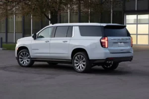 جانب شيفروليه سوبربان 2023