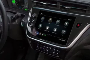 شاشة شيفروليه بولت 2023