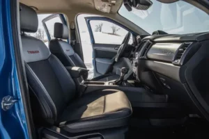 مقاعد فورد رينجر 2023 الأمامية