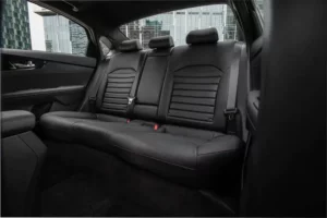 مقاعد كيا سيراتو 2023 الخلفية