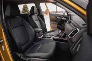 مقاعد كيا سيلتوس 2023 الأمامية