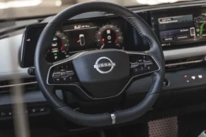 عجلة قيادة نيسان أريا 2023