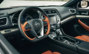 عجلة قيادة نيسان ماكسيما 2023