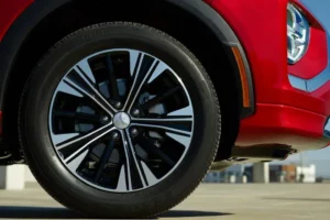 عجلة ميتسوبيشي اكليبس كروس 2023