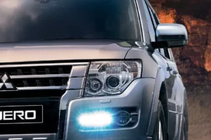 مصابيح ميتسوبيشي باجيرو 2023