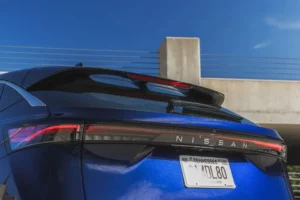 مصابيح نيسان أريا 2023