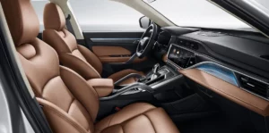 مقاعد جيلي أزكارا 2023 الأمامية