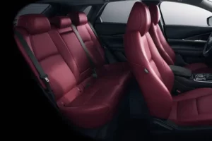 مقاعد مازدا CX-30 2023 الخلفية