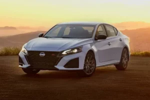 نيسان ألتيما 2023